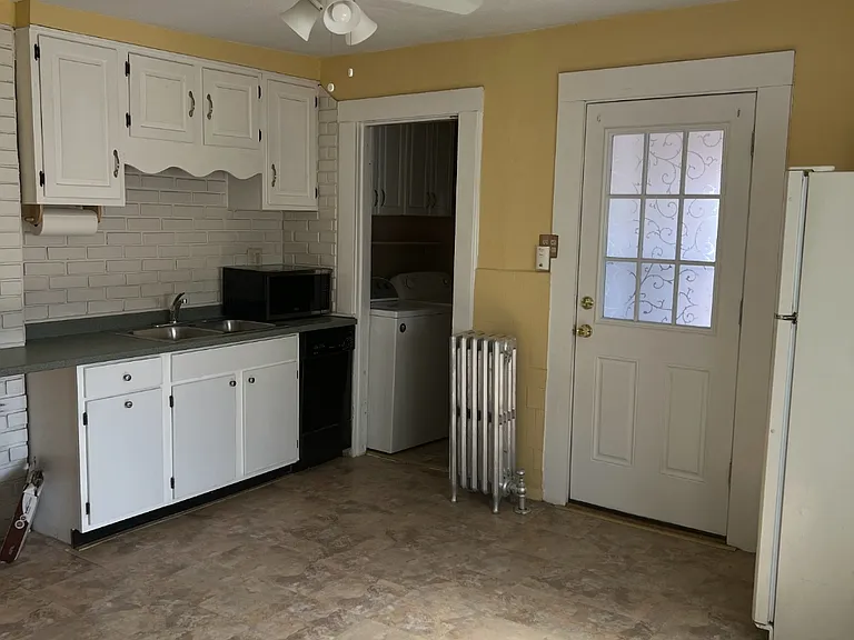 267-269 Redlands St #267 — Photo 4