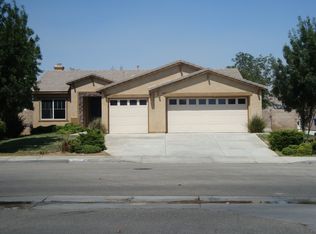 2607 Lincoln Ln, Palmdale, CA 93551