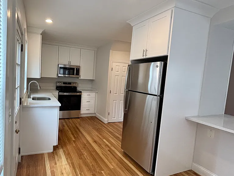 9 Elm St #1 — Photo 4