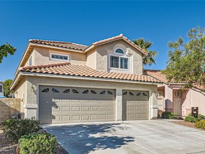 697 Gull Point Ave, Las Vegas, NV, 89123