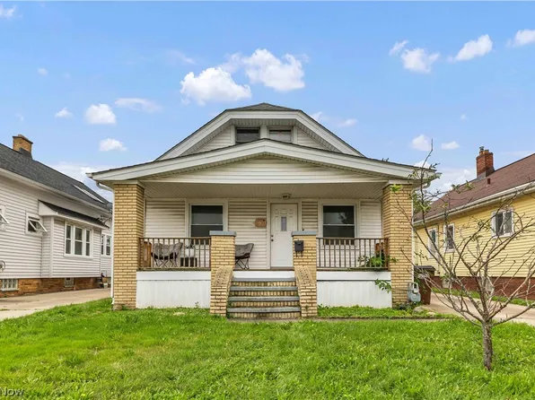 5821 Merkle Ave, Parma, OH 44129