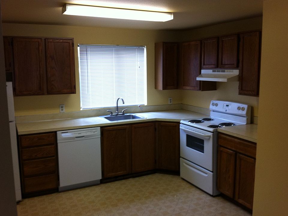 2nd image of 8440 Delridge Way SW APT 2