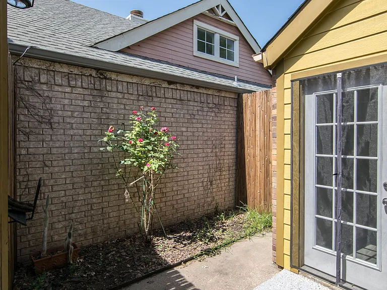 3142 Royal Gable Dr — Photo 10