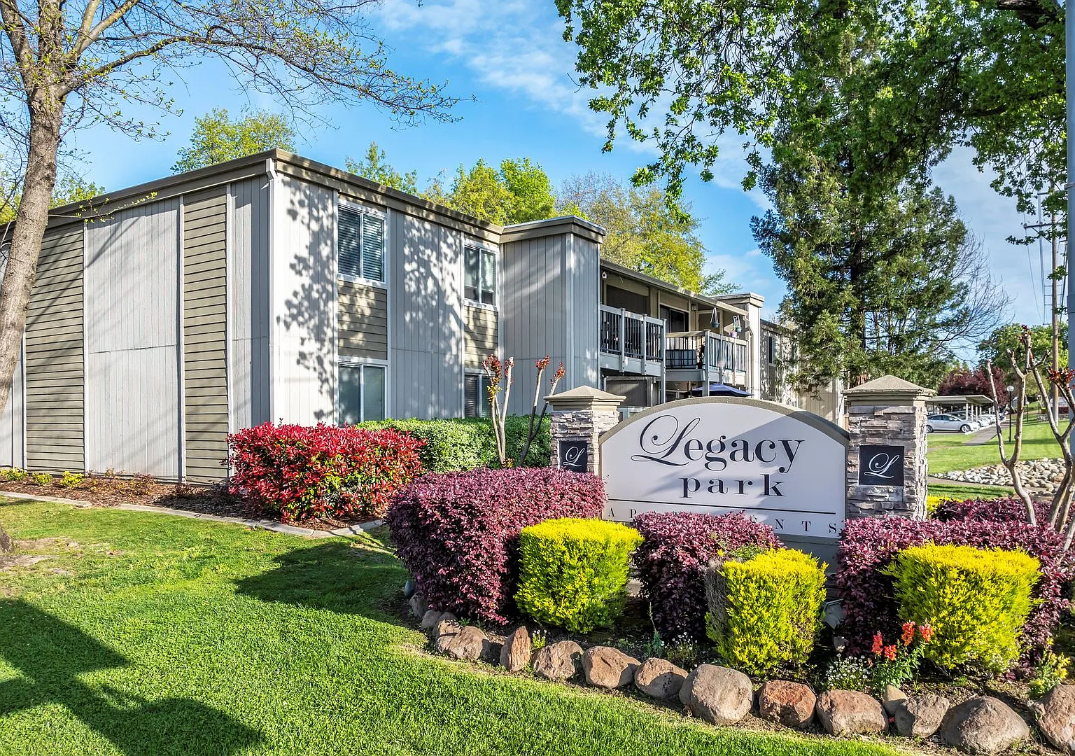 Legacy Park Apartments — Photo 1