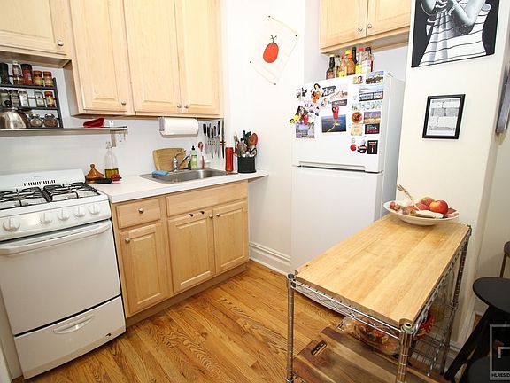 2nd image of 523 W 112th St APT 61B