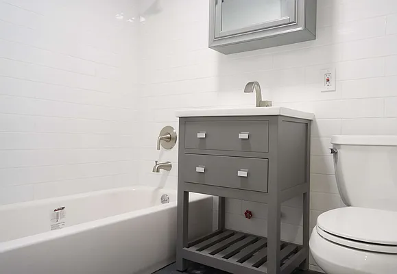 Rented by Smart City Real Estate LLC | media 40