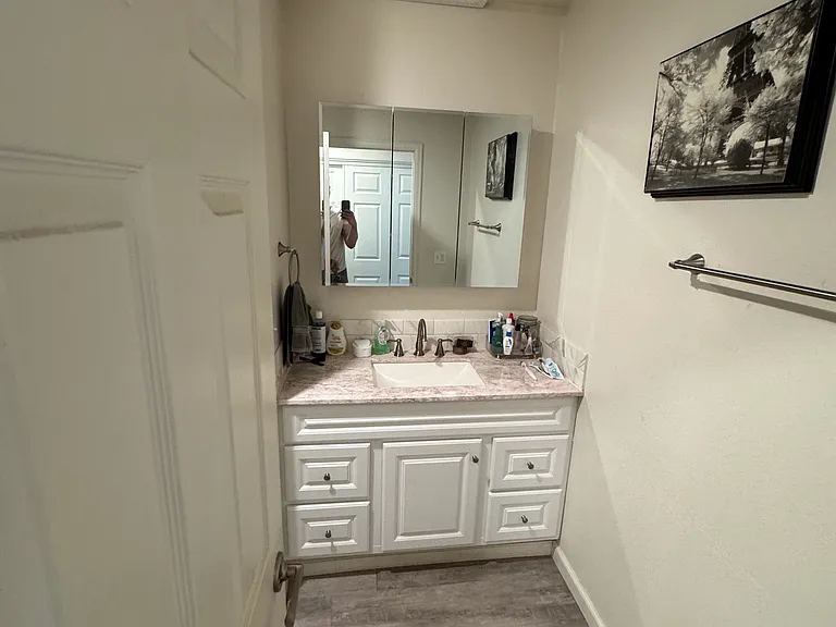 812 City Park Ave #201 — Photo 9