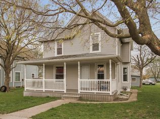 140 S Oak St, Chebanse, IL 60922