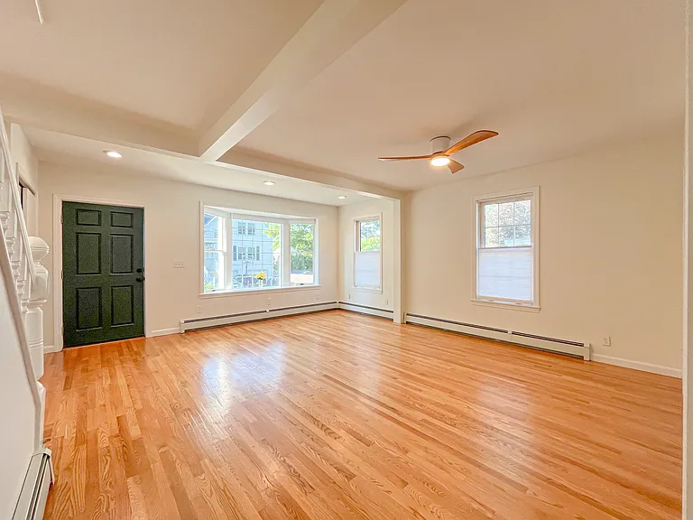 22 Crescent Ave — Photo 11