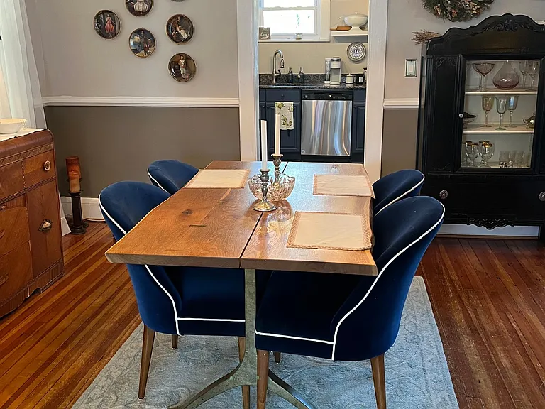 4513 Newport Ave — Photo 4