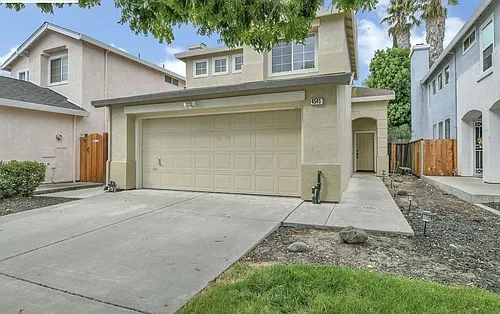 4545 Waterford Way Photo 1