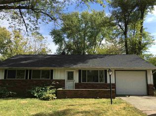 3322 N Stoneycrest Rd, Bloomington, IN 47404