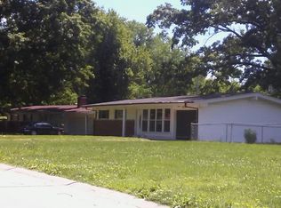 2208 Ibis Ct, Saint Louis, MO 63136