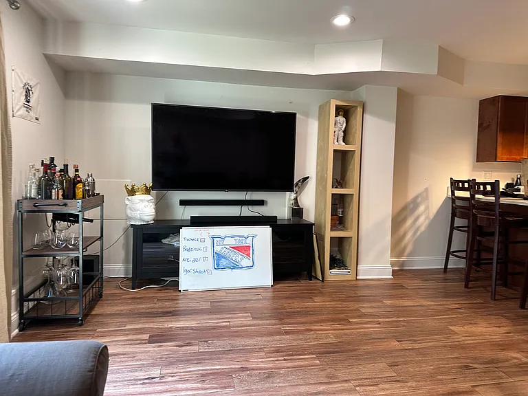 619 Bloomfield St #1 — Photo 19