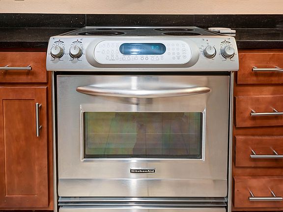 4th image of 10306 Branson Lndg