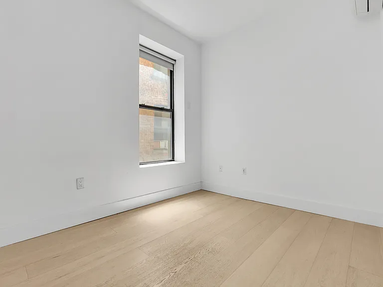 245 Eldridge St #2R — Photo 6