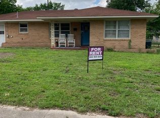 2904 College Cir, Corsicana, TX 75110