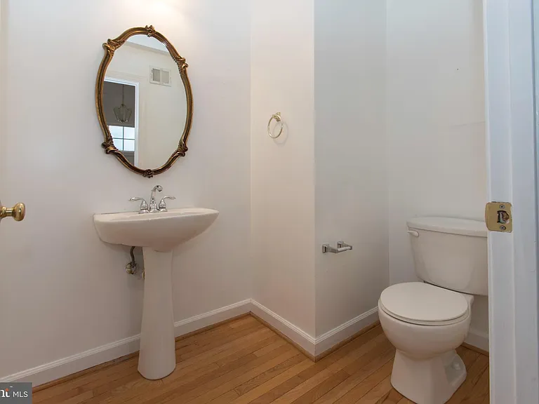 13559 Flowerfield Dr — Photo 6