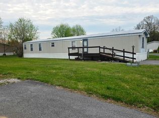 1024 Warm Spring Rd Trailer 88, Chambersburg, PA