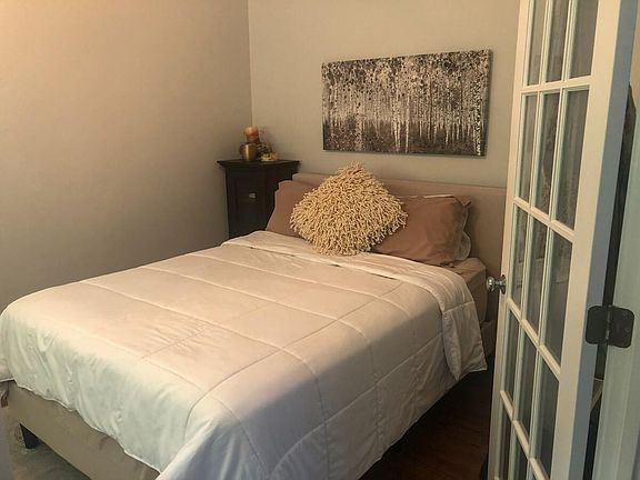 4th image of 2218 N Seeley Ave