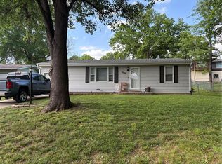 1209 Guthrie Cir, Atchison, KS 66002