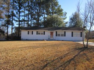 307 Willowbrook Rd, Greenwood, SC 29649