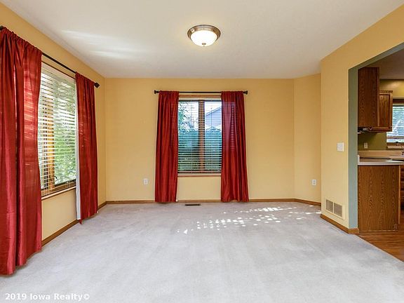 5th image of 6906 Meadow Ct