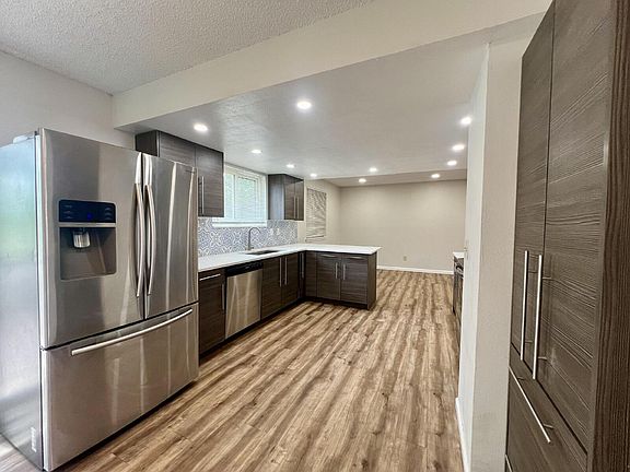 5th image of 13238 Alcott Cir
