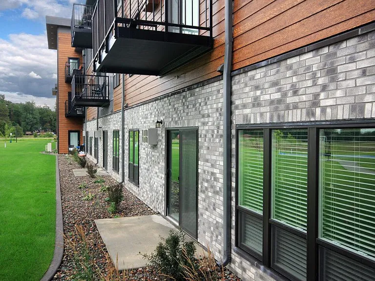 Courtyard — Photo 11
