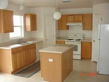 3rd image of 602 Kermarah Ave
