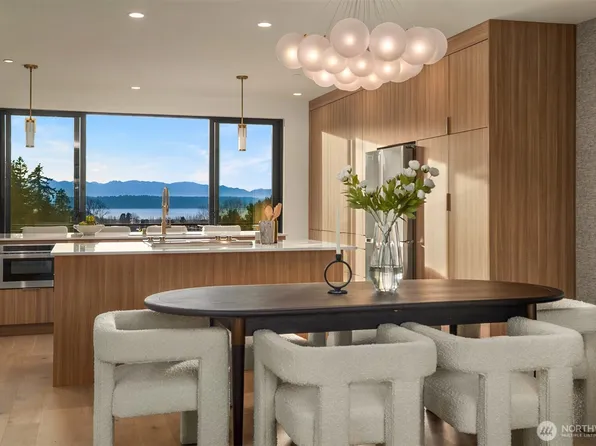 614 5th Avenue S #A103, Edmonds, WA 98020