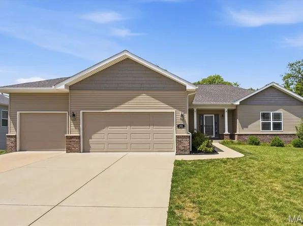 1204 Bayley Dr, O'Fallon, IL 62269