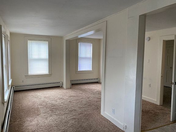 4th image of 38 Railroad St Unit 1