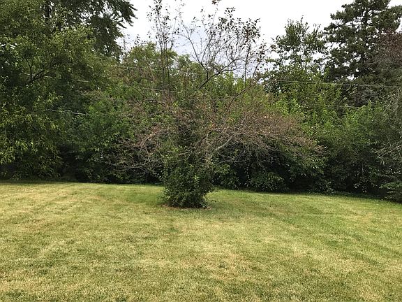 2nd image of 1848 Evergreen Ave