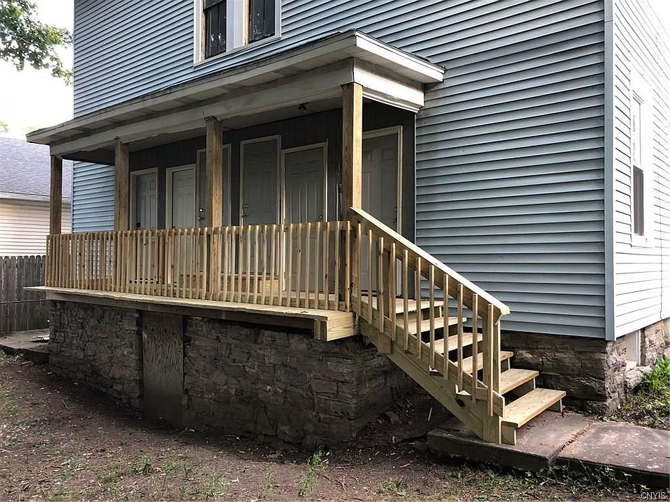 2nd image of 1748 W Genesee St