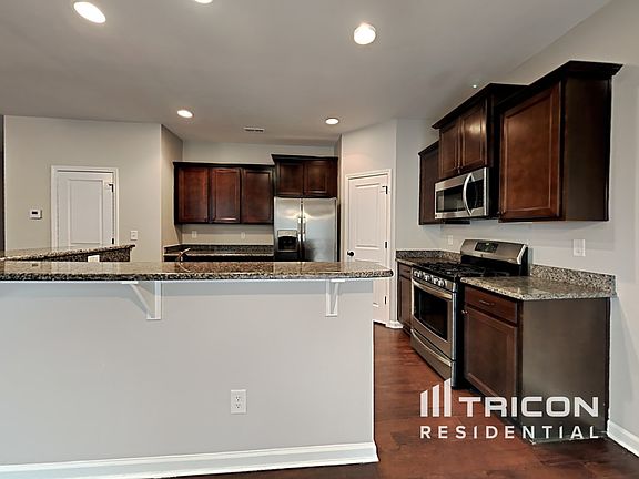 5th image of 3812 Schenley Ave