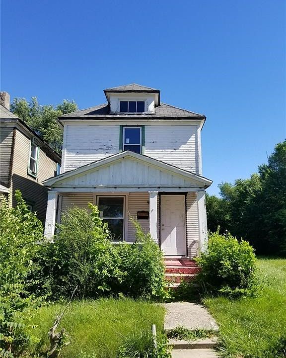 1st image of 527 Smith St