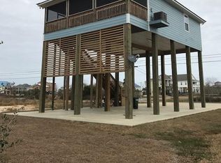 11025 Tahiti St, Bay St Louis, MS 39520