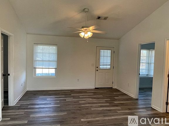 4th image of 1150 Rosella Dr