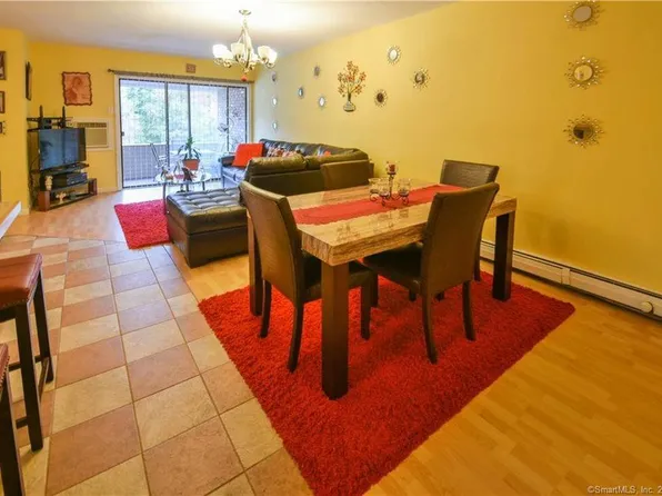 565 Talcottville Rd APT 2C6, Vernon, CT 06066