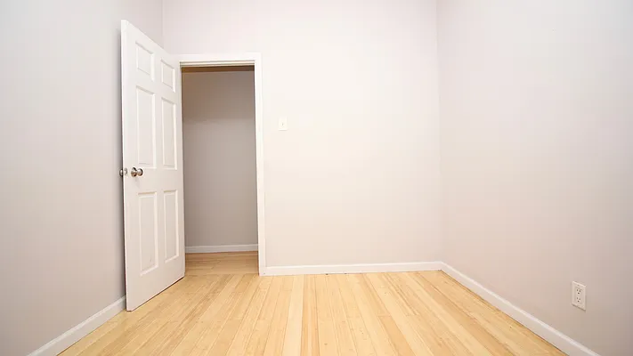 Rented by Nooklyn NYC LLC | media 19