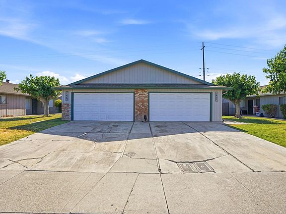 3rd image of 7449 Karlsberg Cir