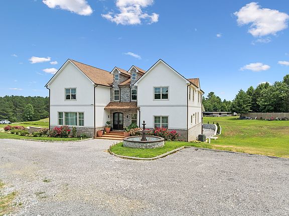 5th image of 130 Cedar Ridge Ln
