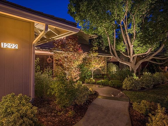 3rd image of 1292 Willsbrook Ct