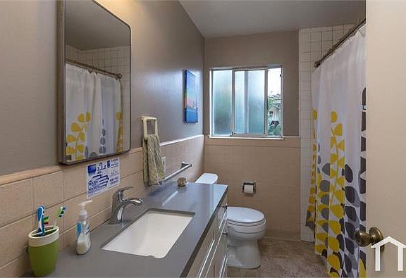 2nd image of 604 Eden Ave APT 2