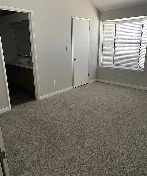 Laurelwood West Villas — Photo 68