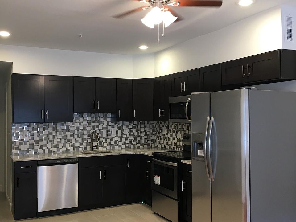 1st image of 1904 S 10th St #1