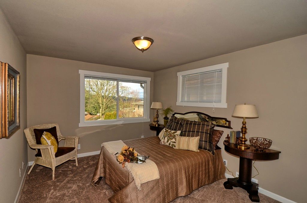 Lake Forest Park, WA 98155