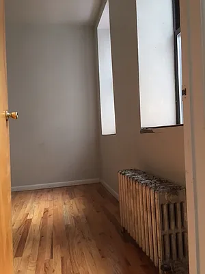 Rented by AJ Clarke | media 26