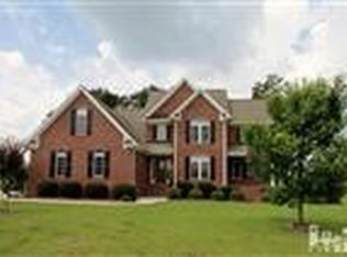 1034 Timberlake Dr, Clinton, NC 28328